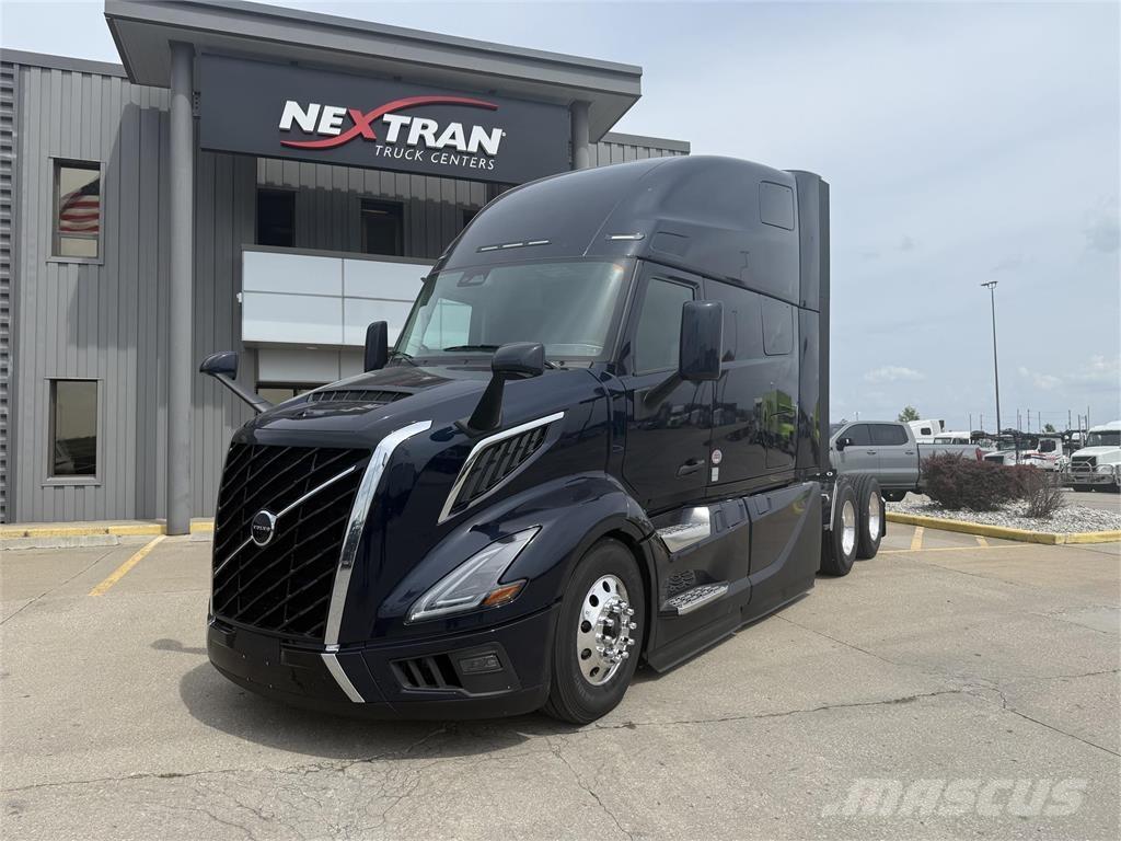 Volvo NEW VNL860 Τράκτορες