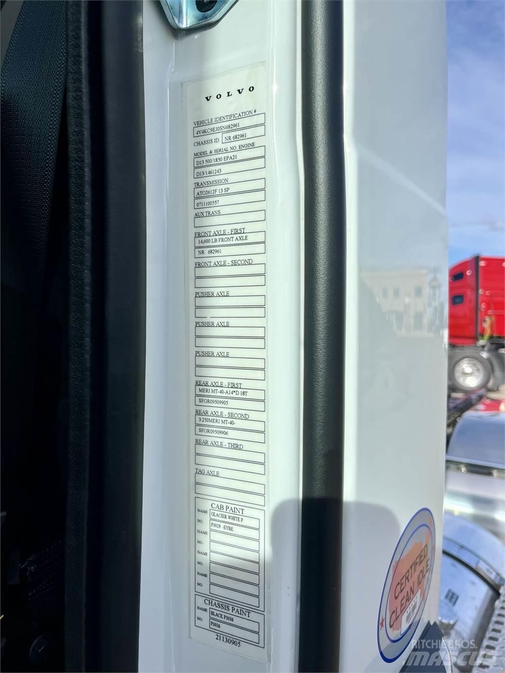 Volvo VHD64FT300 Τράκτορες