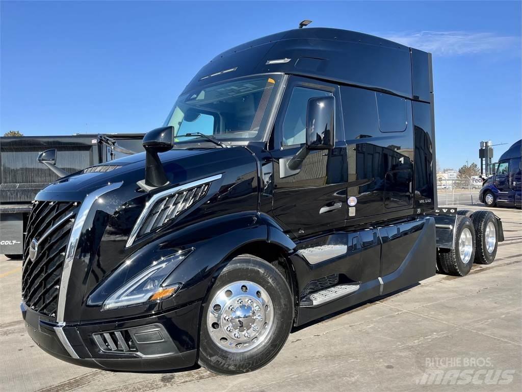 Volvo VNL64T640 Τράκτορες