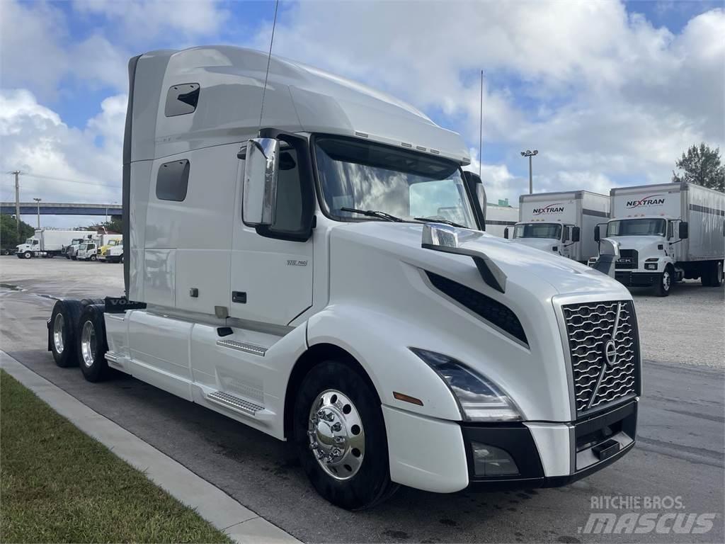 Volvo VNL64T760 Τράκτορες