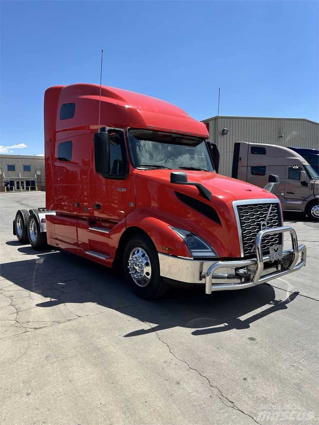 Volvo VNL64T760 Τράκτορες