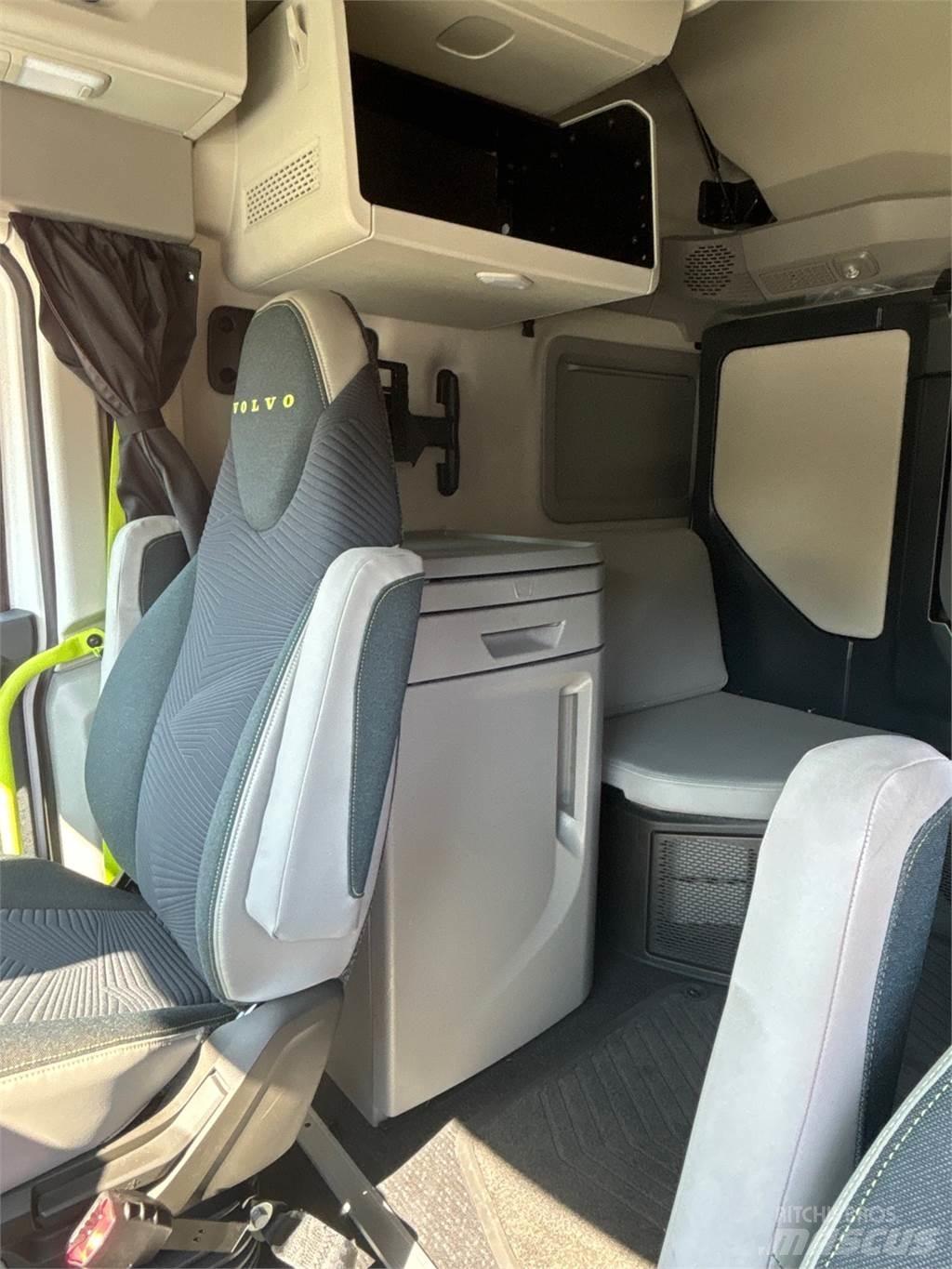 Volvo VNL64T860 Τράκτορες