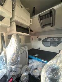 Volvo VNL64T860 Τράκτορες