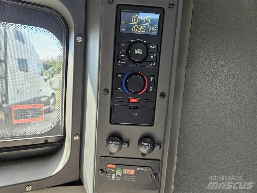 Volvo VNL64T860 Τράκτορες