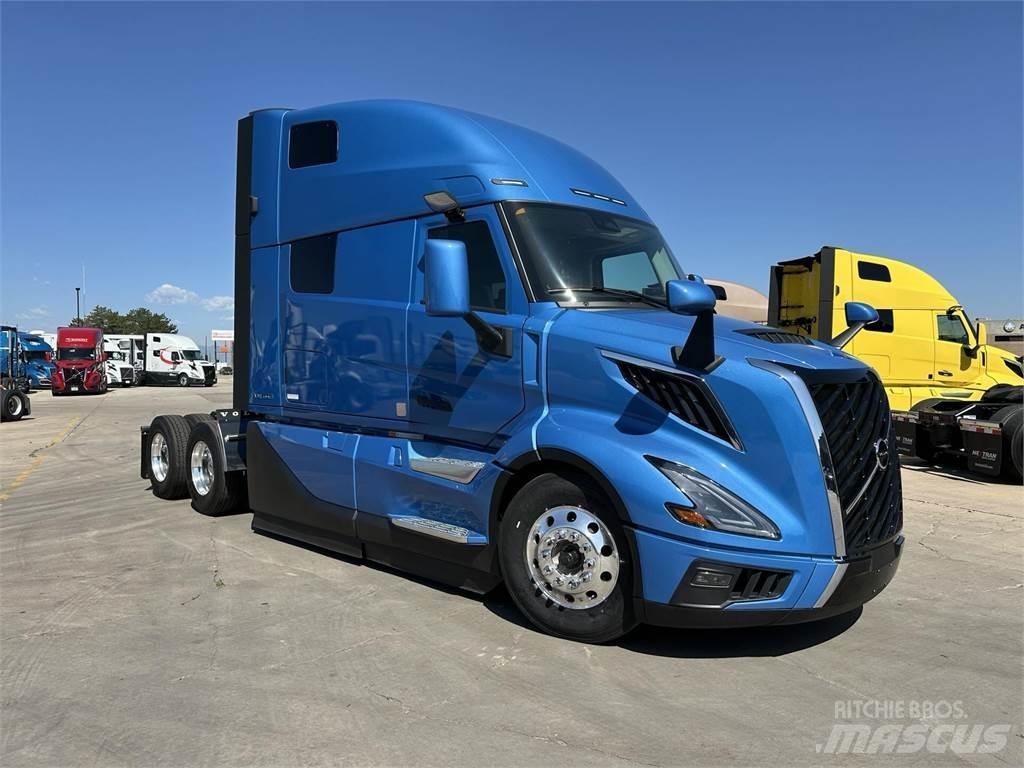 Volvo VNL64T860 Τράκτορες
