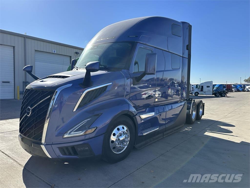 Volvo VNL64T860 Τράκτορες