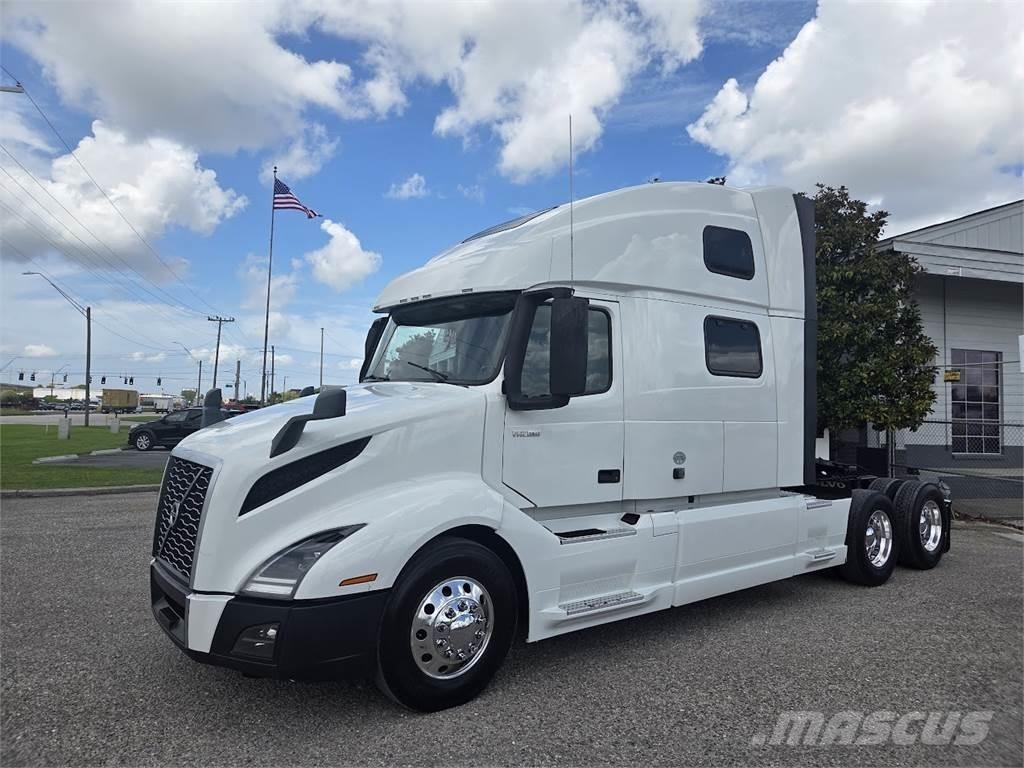 Volvo VNL64T860 Τράκτορες