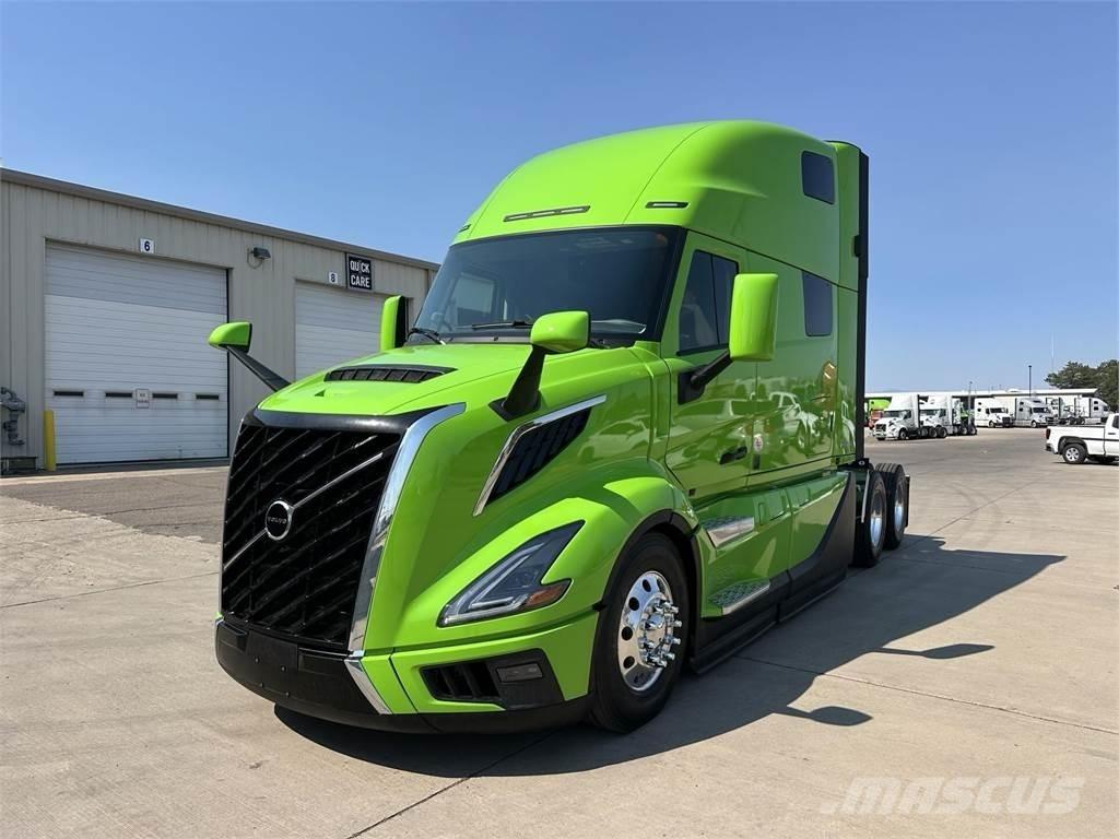 Volvo VNL64T860 Τράκτορες