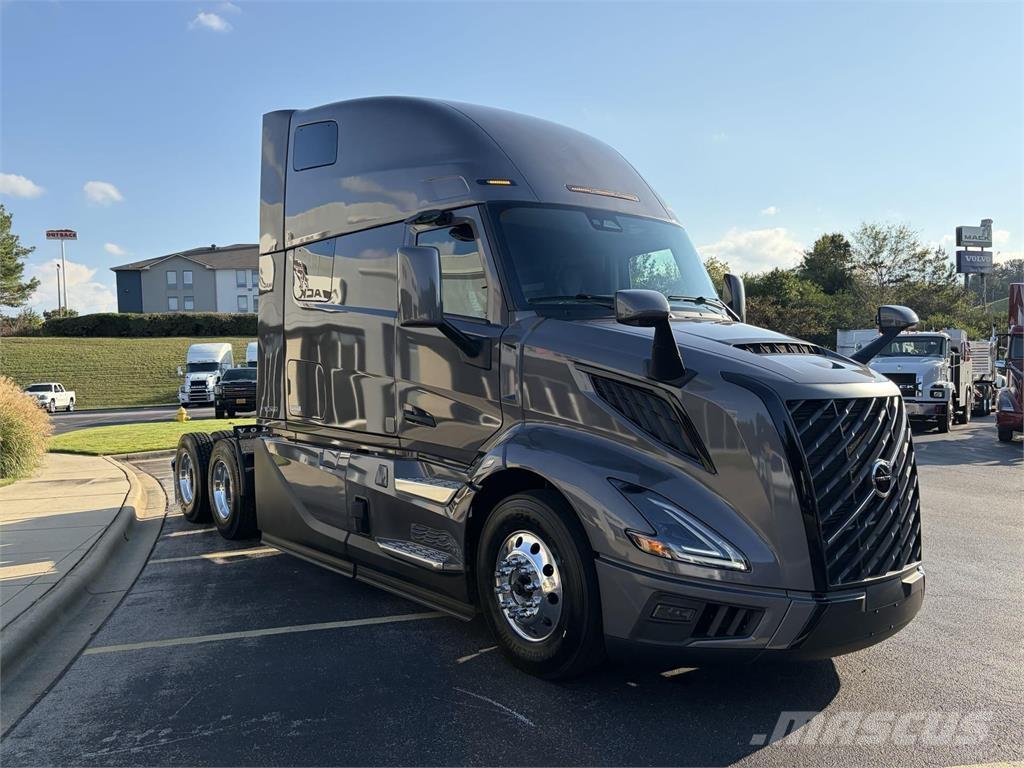 Volvo VNL64T860 Τράκτορες