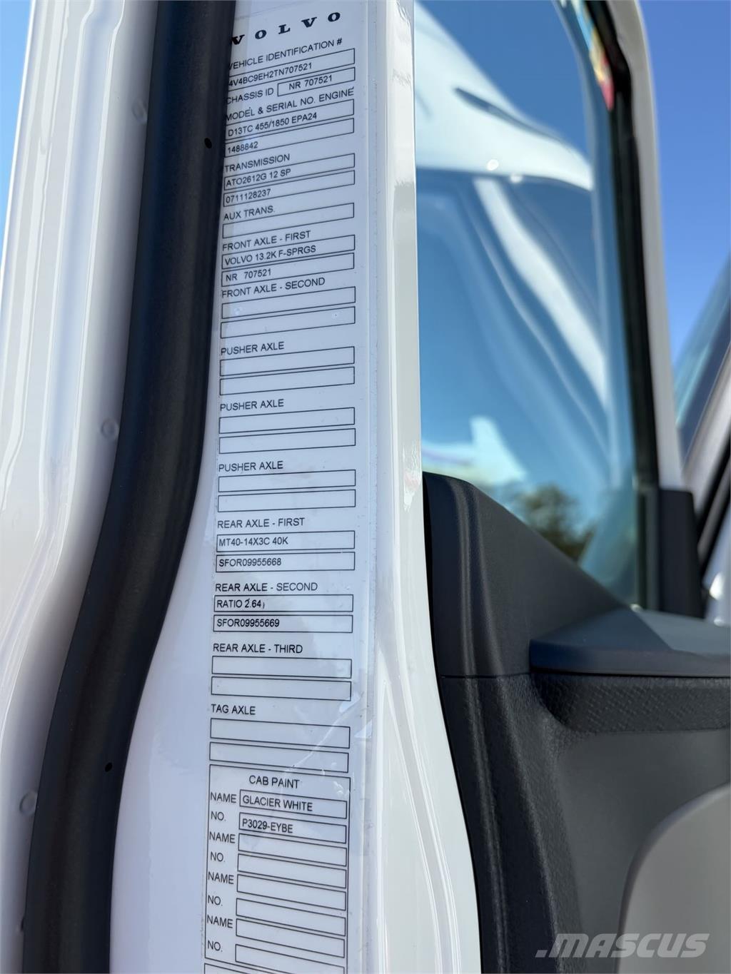 Volvo VNL64T860 Τράκτορες