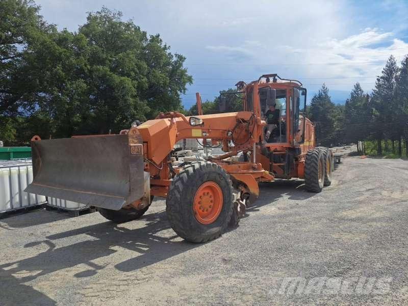 CAT 12M Γκρέιντερς