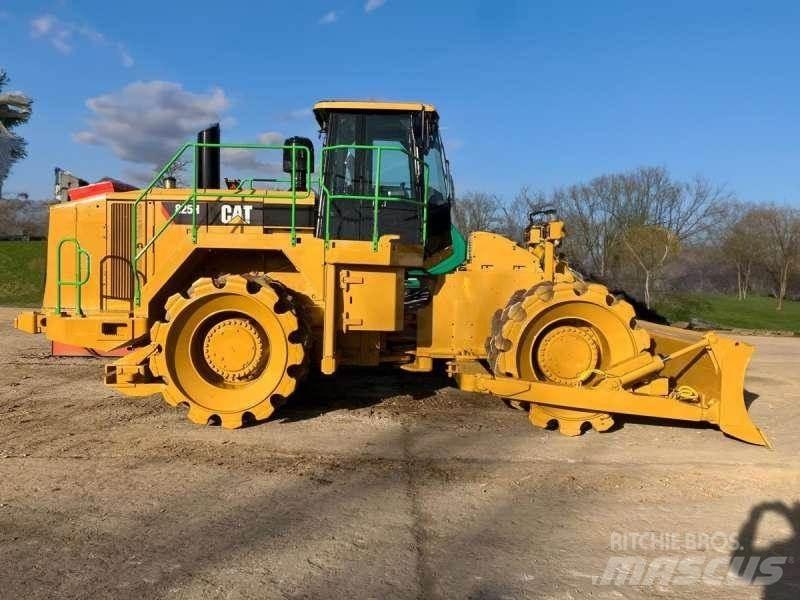CAT 825H Κύλινδροι συμπίεσης αποβλήτων