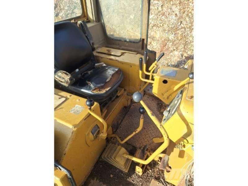 CAT D6D Μπουλντόζες με ερπύστριες