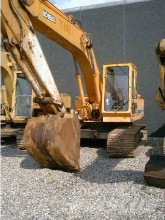 Kobelco 907 Εκσκαφείς με ερπύστριες