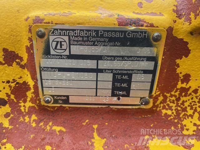 CASE 821 c axles Άξονες