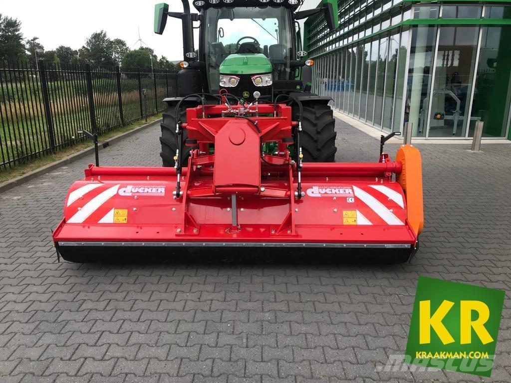 Dücker UM Χορτοκοπτικά και κορυφολόγοι βοσκοτόπων