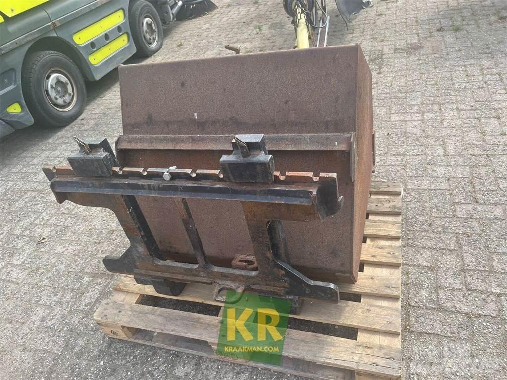 GiANT D332 Εμπρόσθιοι φορτωτές και σκαπτικά