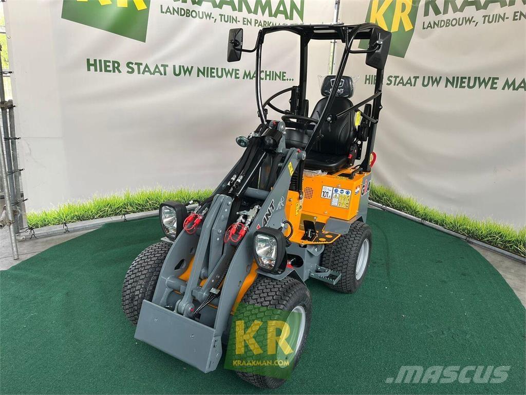 GiANT G1200 Εμπρόσθιοι φορτωτές και σκαπτικά