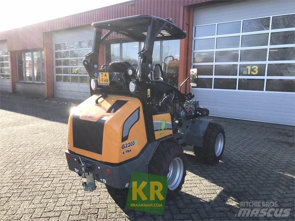 GiANT G2200E Εμπρόσθιοι φορτωτές και σκαπτικά