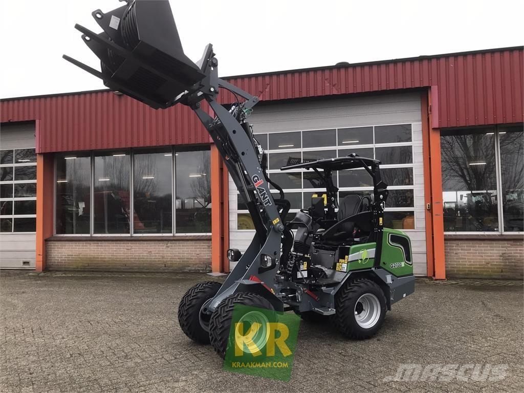 GiANT G2700E Εμπρόσθιοι φορτωτές και σκαπτικά