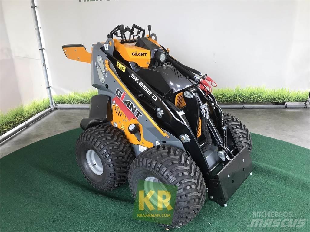 GiANT SK252D Εμπρόσθιοι φορτωτές και σκαπτικά