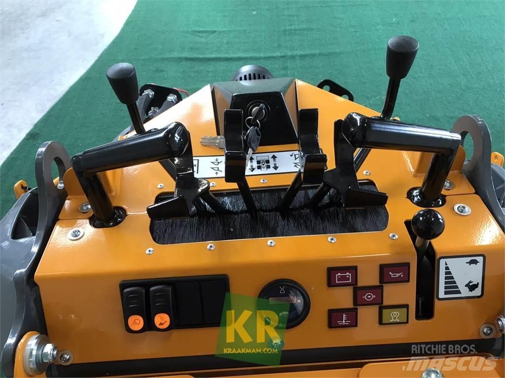 GiANT SK252D Εμπρόσθιοι φορτωτές και σκαπτικά