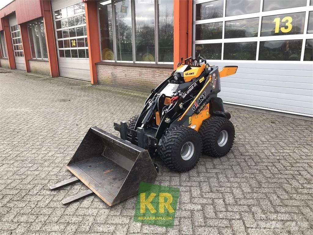 GiANT SK252D Εμπρόσθιοι φορτωτές και σκαπτικά