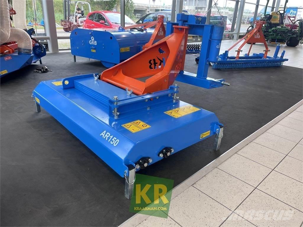  GKB Aerator Άλλα μηχανήματα φροντίδας εδάφους