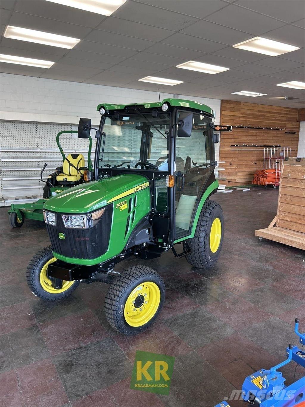 John Deere 2032R Τρακτέρ μικρών διαστάσεων