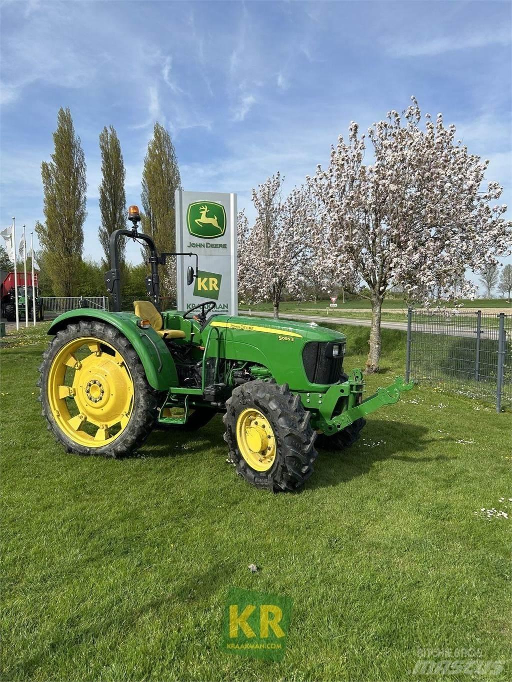 John Deere 5055E Τρακτέρ