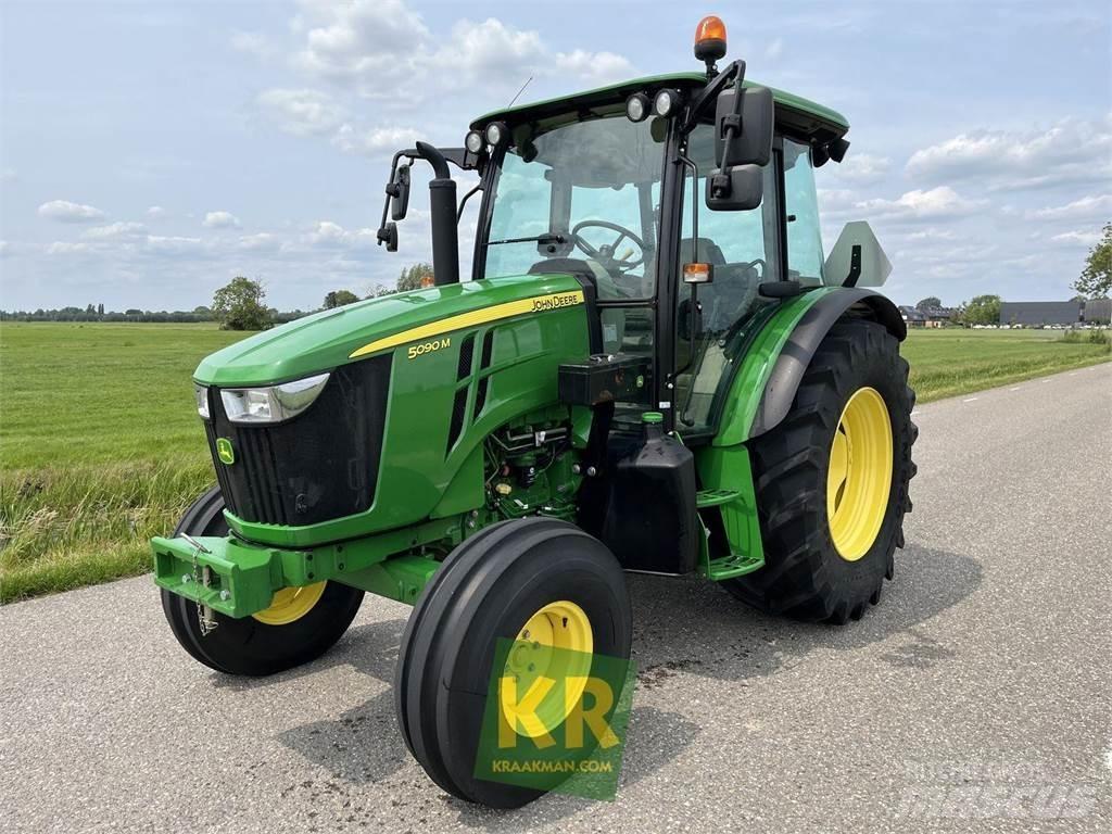 John Deere 5090M Τρακτέρ