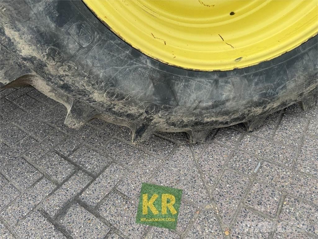 John Deere 6125R Τρακτέρ