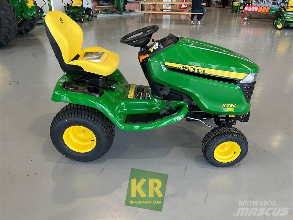John Deere X380 Χορτοκοπτικά με καθιστό χειριστή