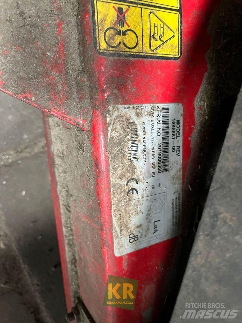 Snapper SPX 300 Χορτοκοπτικά με καθιστό χειριστή