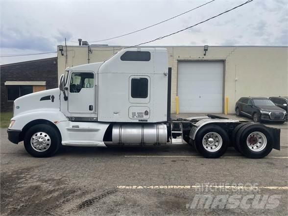 Kenworth T660 Τράκτορες