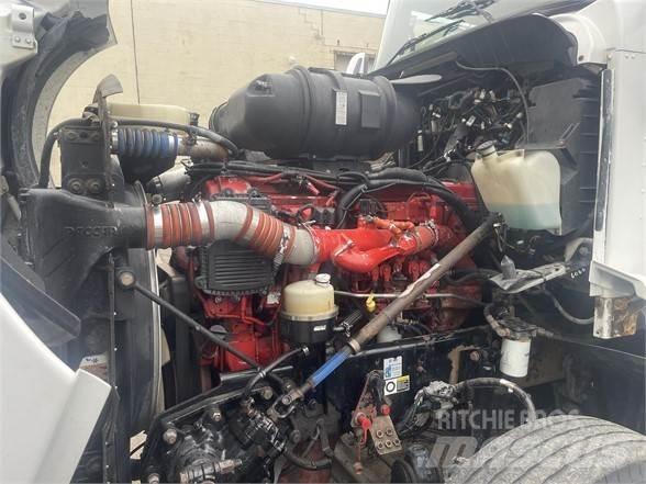 Kenworth T660 Τράκτορες