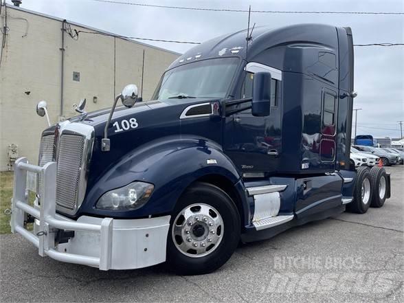 Kenworth T680 Τράκτορες