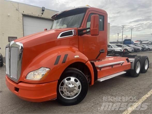 Kenworth T680 Τράκτορες