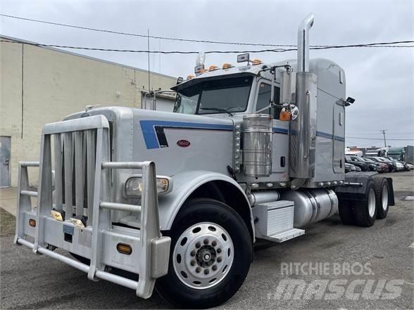 Peterbilt 388 Τράκτορες