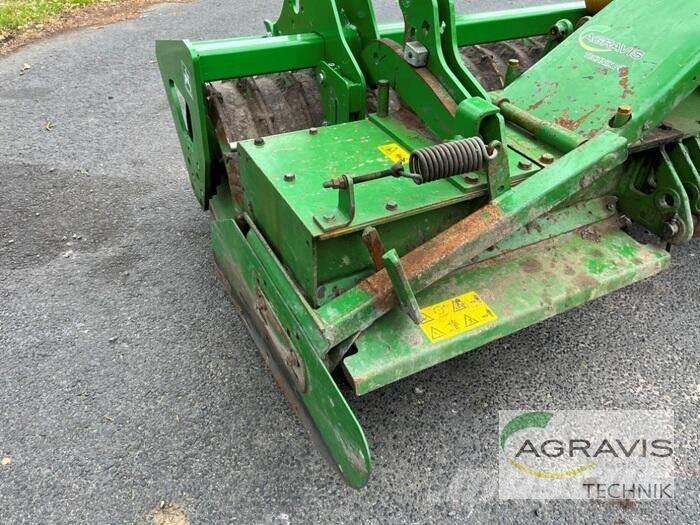 Amazone KX 3000 Σβολοκόπτες και περιστροφικά άροτρα