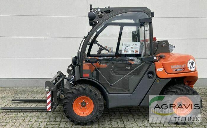 Ausa T144H Συστήματα τηλεχειρισμού για τη γεωργία