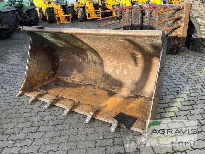 Case IH 721 Φορτωτές με λάστιχα (Τροχοφόροι)