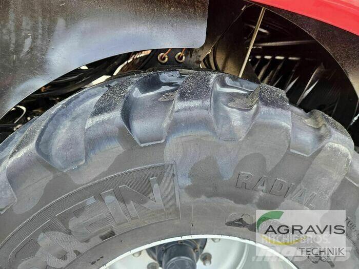 Case IH LB 424 R RL6 Πρέσες τετράγωνων δεμάτων