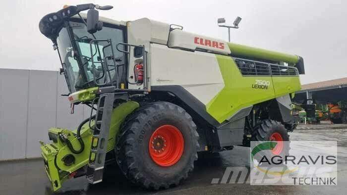 CLAAS LEXION 7500 Θεριζοαλωνιστικές μηχανές