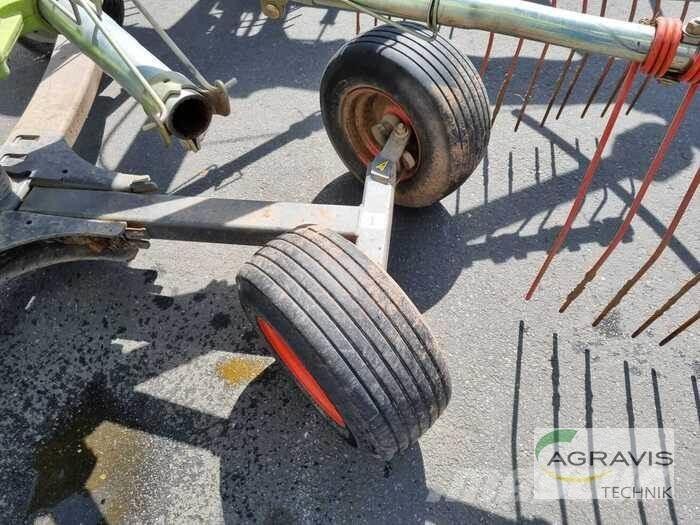 CLAAS LINER 2700 Τσουγκράνες και χορτοξηραντικές μηχανές