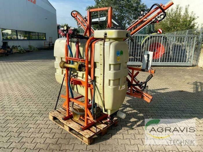 Douven 600 L Ρυμουλκούμενα ψεκαστικά