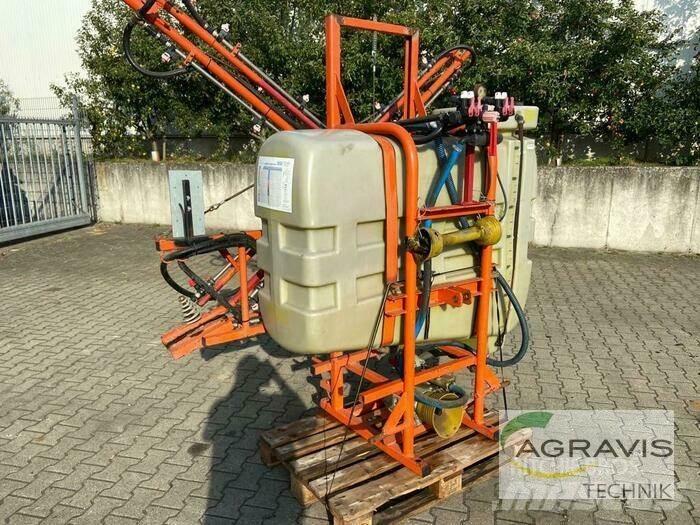 Douven 600 L Ρυμουλκούμενα ψεκαστικά
