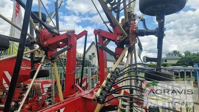 Fella TS 671 Τσουγκράνες και χορτοξηραντικές μηχανές