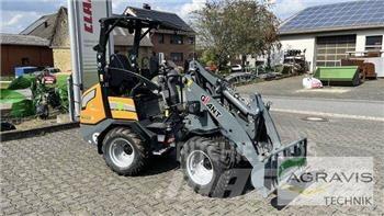 GiANT G2200E Φορτωτές με λάστιχα (Τροχοφόροι)