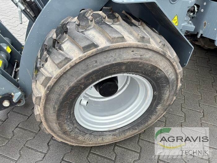 GiANT G2500 HD Φορτωτές με λάστιχα (Τροχοφόροι)